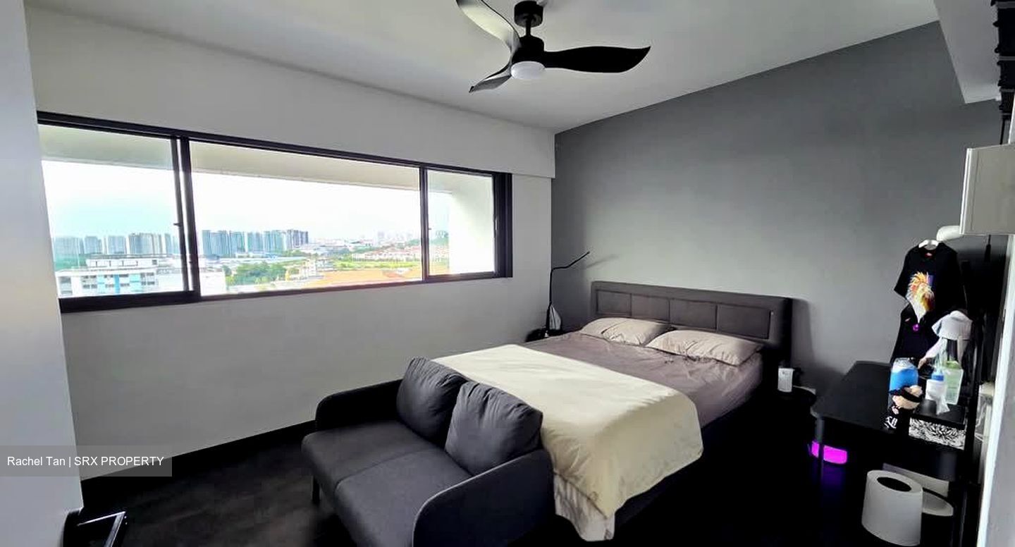 Blk 330 Bukit Batok Street 33 (Bukit Batok), HDB Executive #579723991